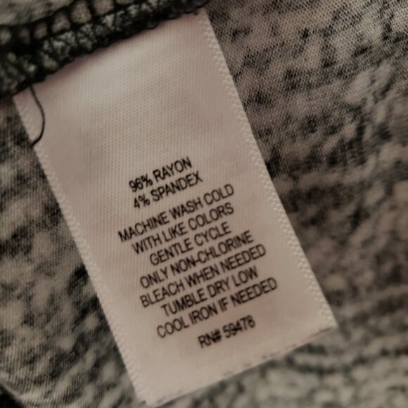 Kenar 1X Tunic Top Black White 3/4 Sleeve Knit Stretch Women's Plus Pullover - Picture 6 of 6